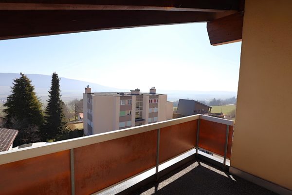 Les Hauts-Geneveys: Attique chaleureux de 3,5pces - balcon et ascenseur – Image 16