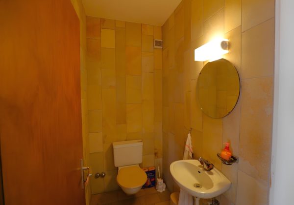 Les Hauts-Geneveys: Attique chaleureux de 3,5pces - balcon et ascenseur – Image 8