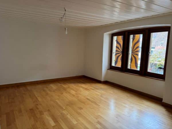 Cressier/NE:appartement de 4,5pces dans le centre historique – Image 5