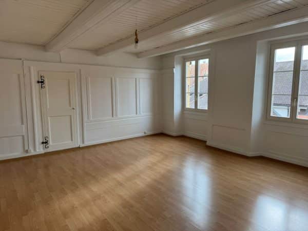 Cressier/NE:appartement de 4,5pces dans le centre historique – Image 4